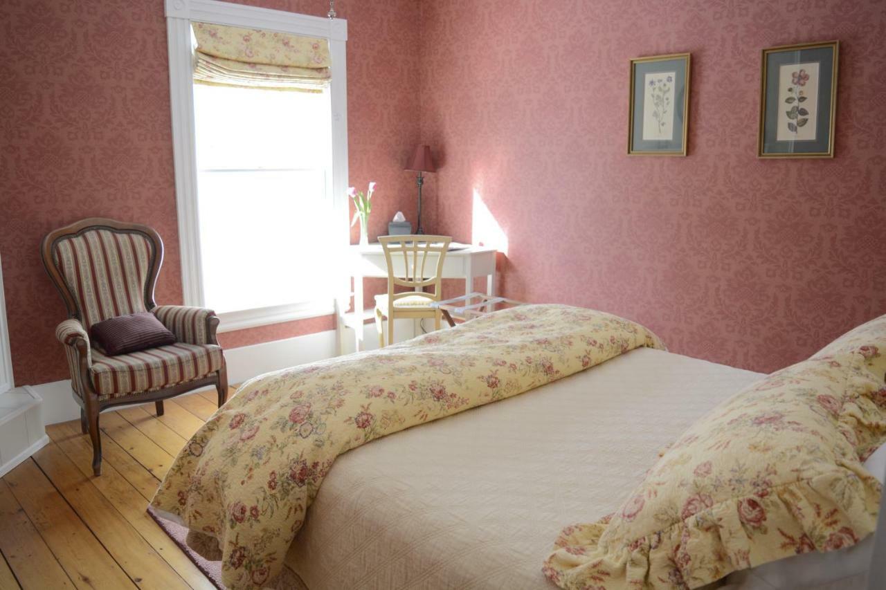 Bed and Breakfast Victorian By The Sea Линкольнвилл Экстерьер фото